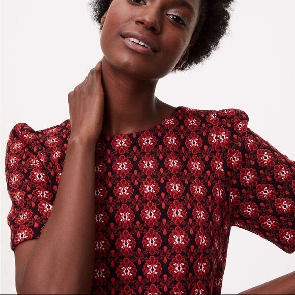 ✨HP✨Scroll Floral Jacquard Shift Dress✨ - Picture 3 of 7